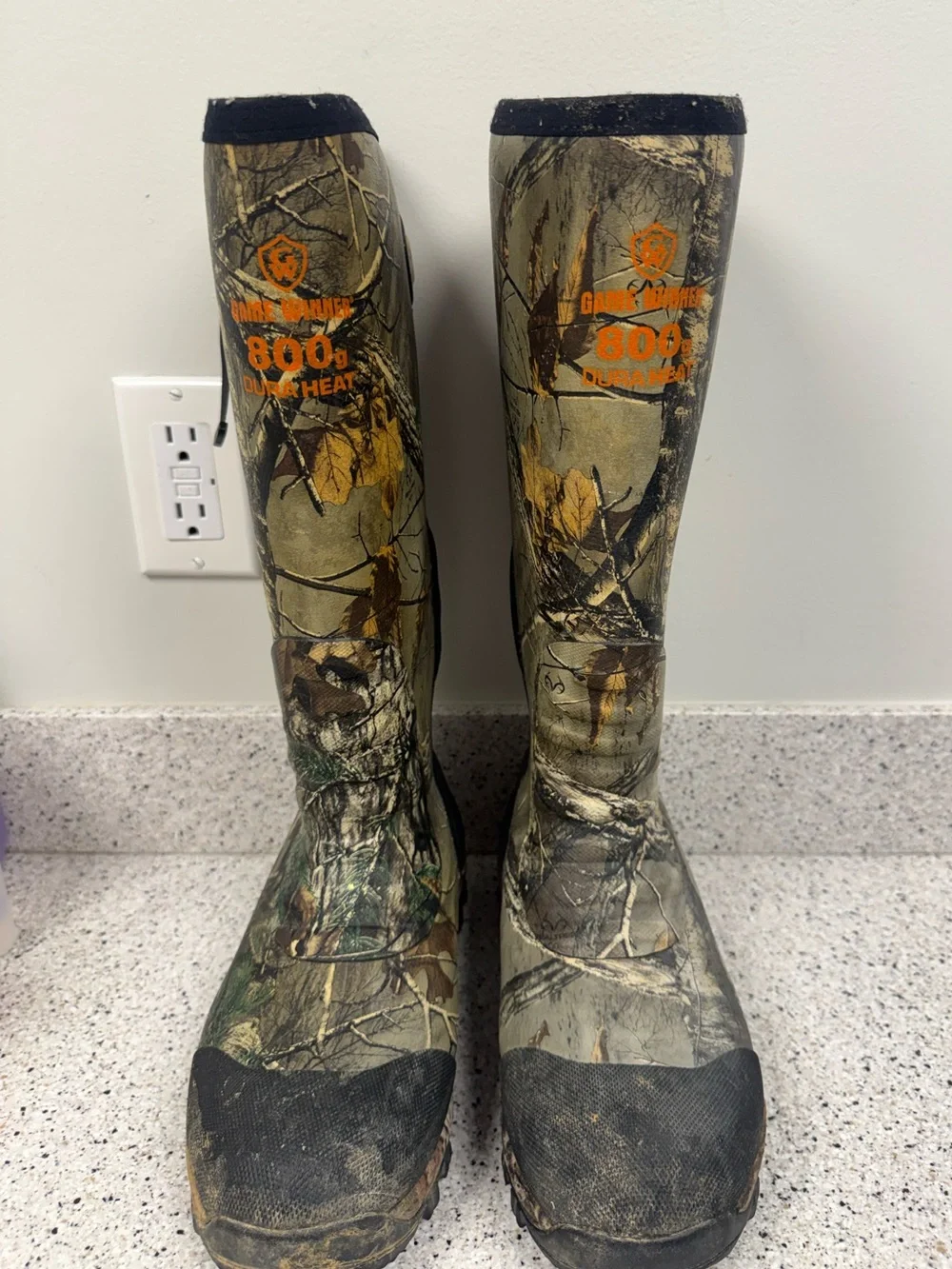 GAME WINNER Camo Boots size 7 unisex